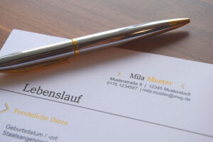 Why They Matter in Your Job Search Introduction to Resume Objectives